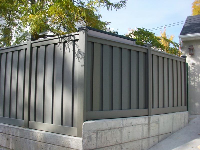 What is Trex composite fencing?